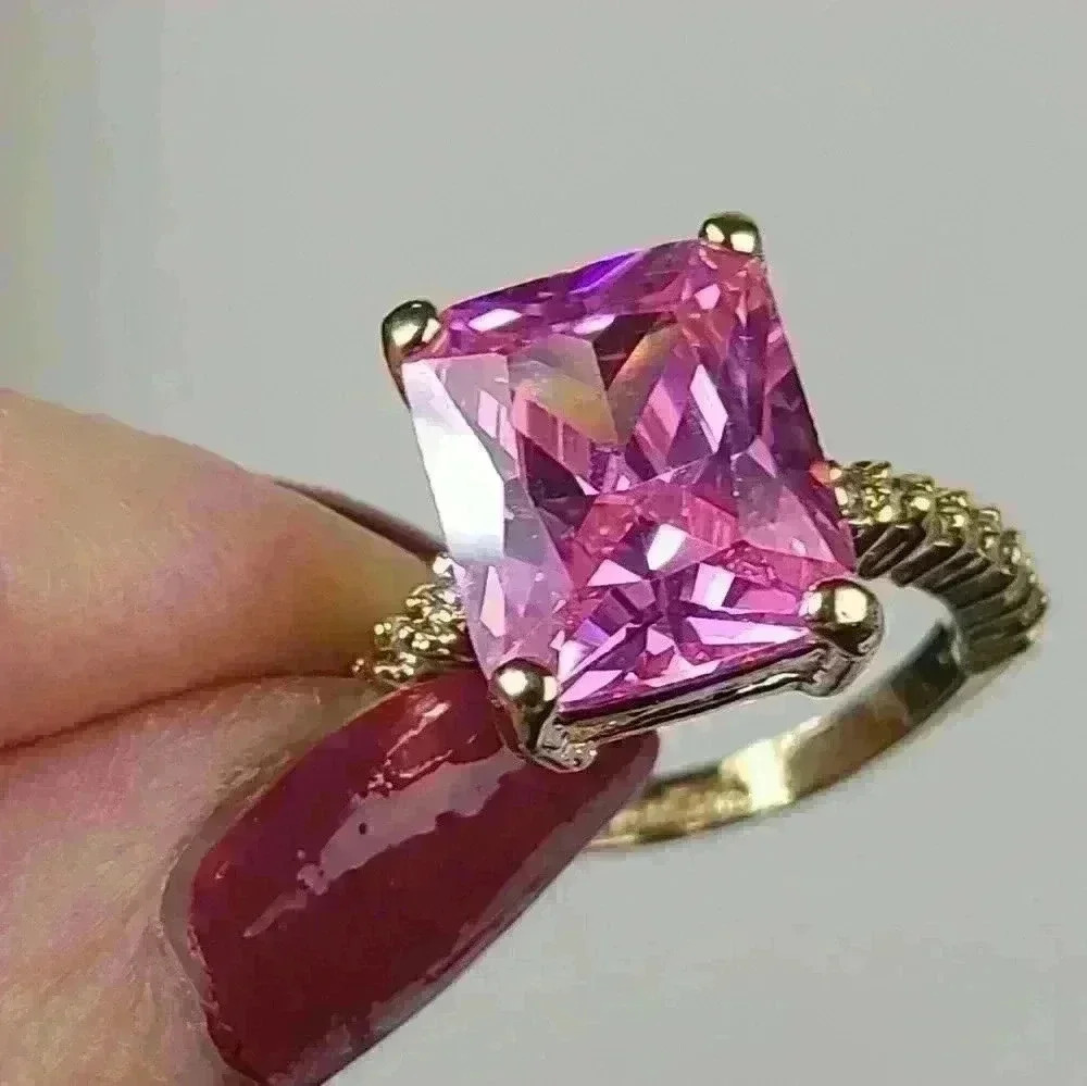 Gold Plated pink Sapphire cocktail ring size 6 NWOT 5g